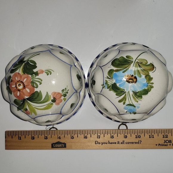 Bassano Vintage Italian Hand Painted Ceramic Mold, Set of 2 - Picture 2 of 11